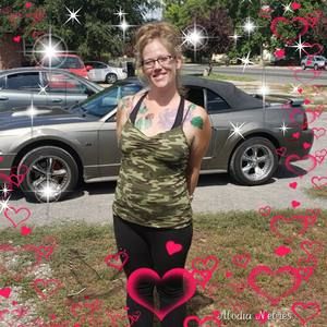 Meet your Posher, Julia